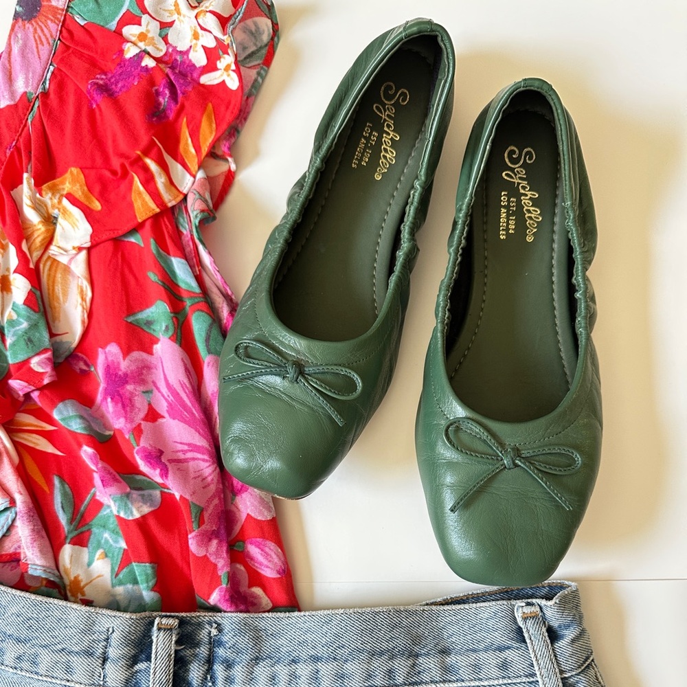 {Anthropologie} Seychelles Green Slip-On Flats